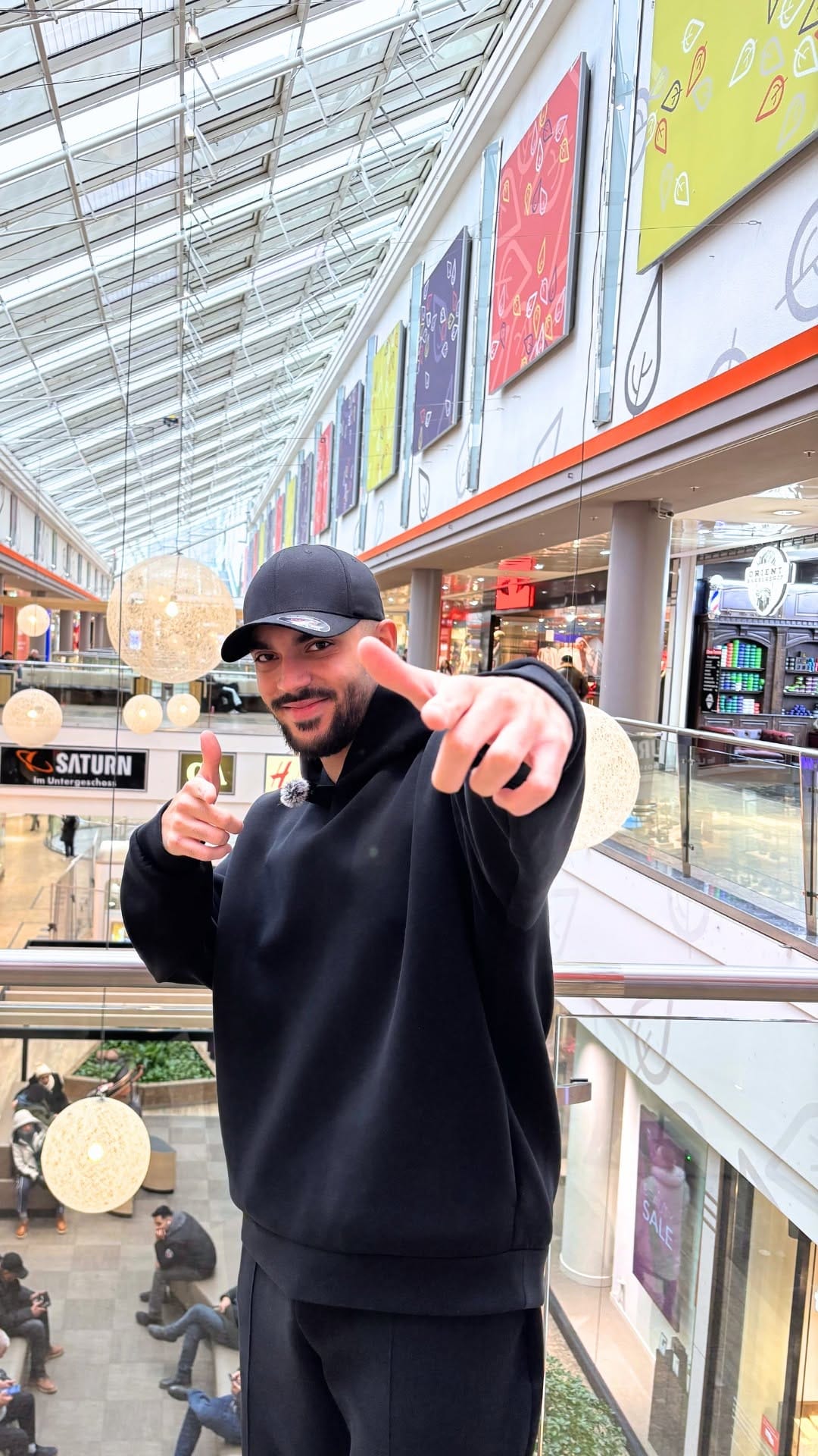 Post 4 by Gesundbrunnen-Center Berlin on Instagram (video)