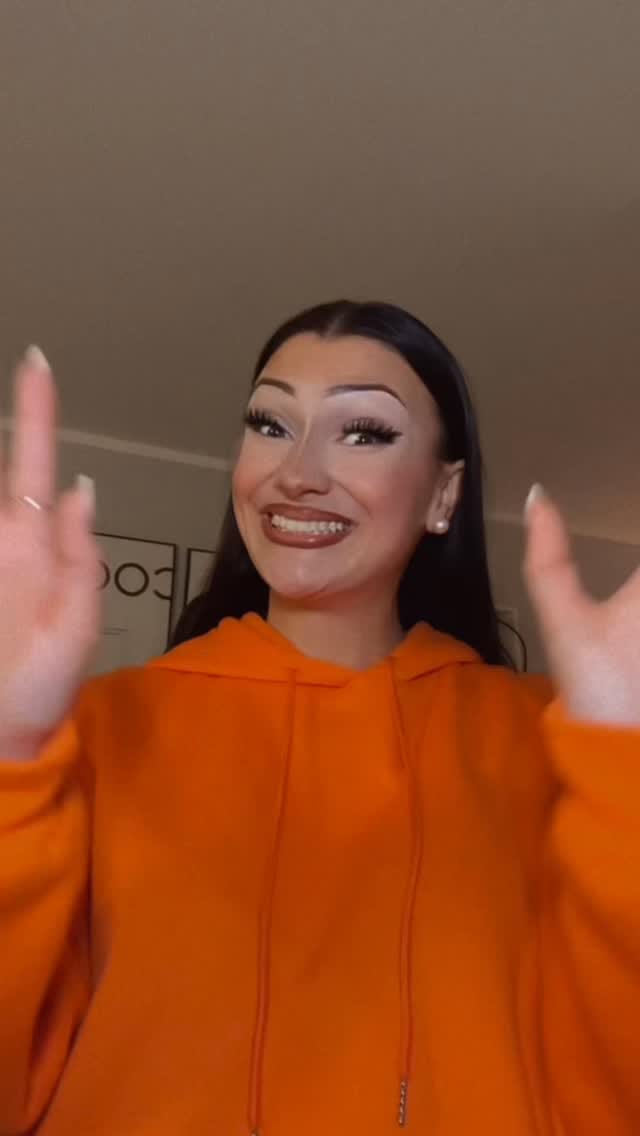 Post 10 by 𝐌𝐞𝐫𝐢𝐦𝐚 𝐁𝐞𝐫𝐢𝐬𝐡𝐚 ♡ on Instagram (video)
