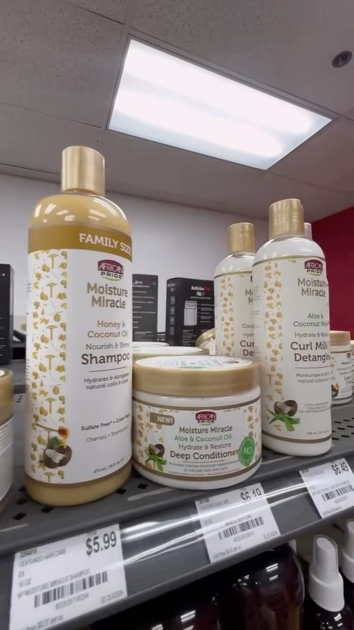 Post 7 by African Pride Hair Care on Instagram (video)