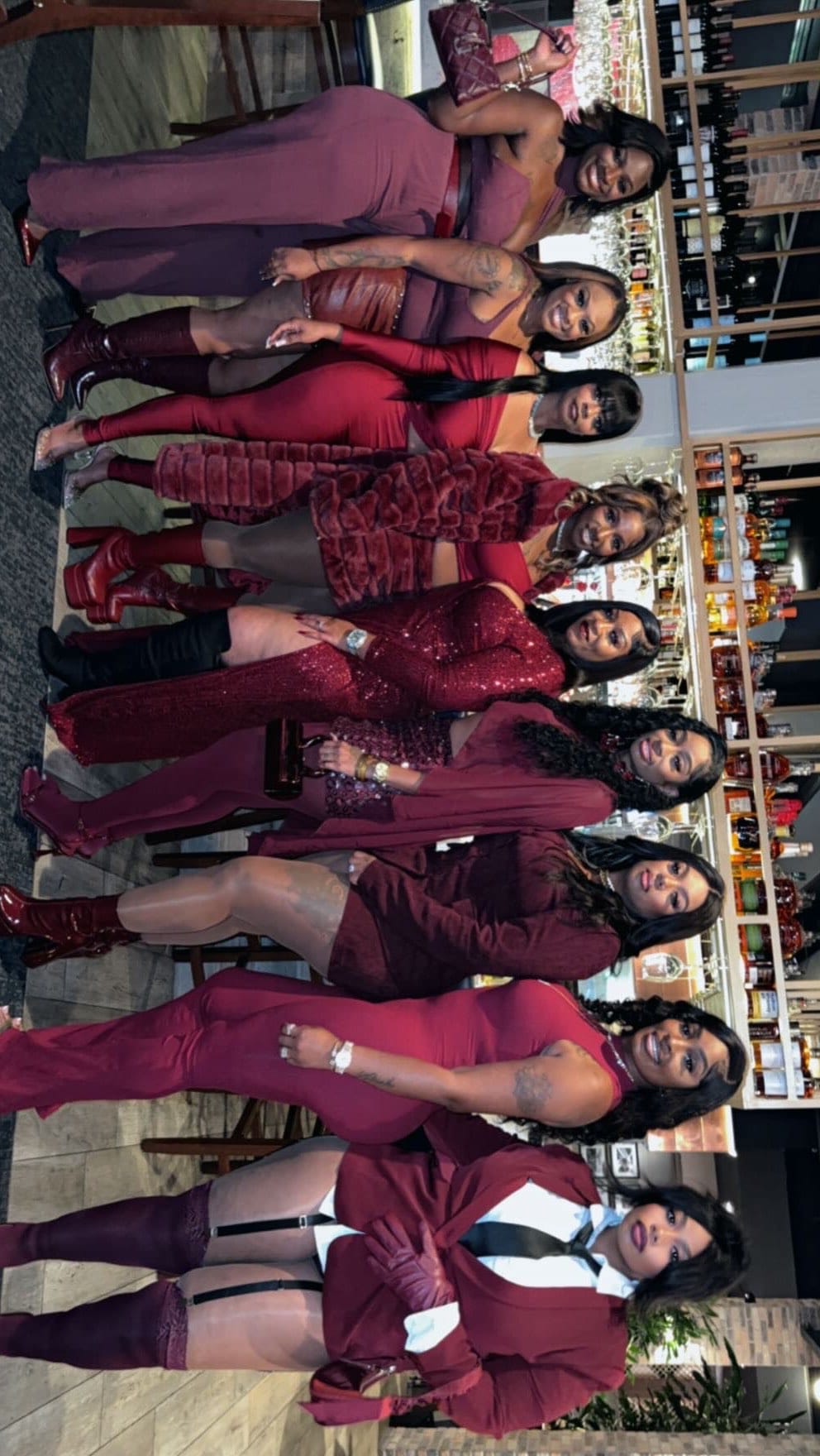 Post 4 by HuNNii on Instagram (video)