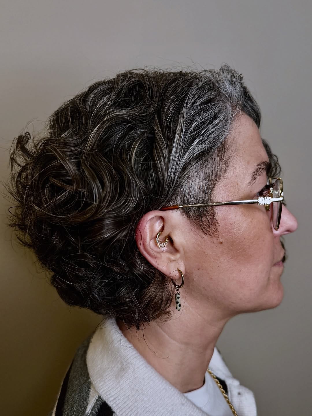 Post 3 by Friseur tausendschön ®| Lockenfriseur Düsseldorf on Instagram (carousel)