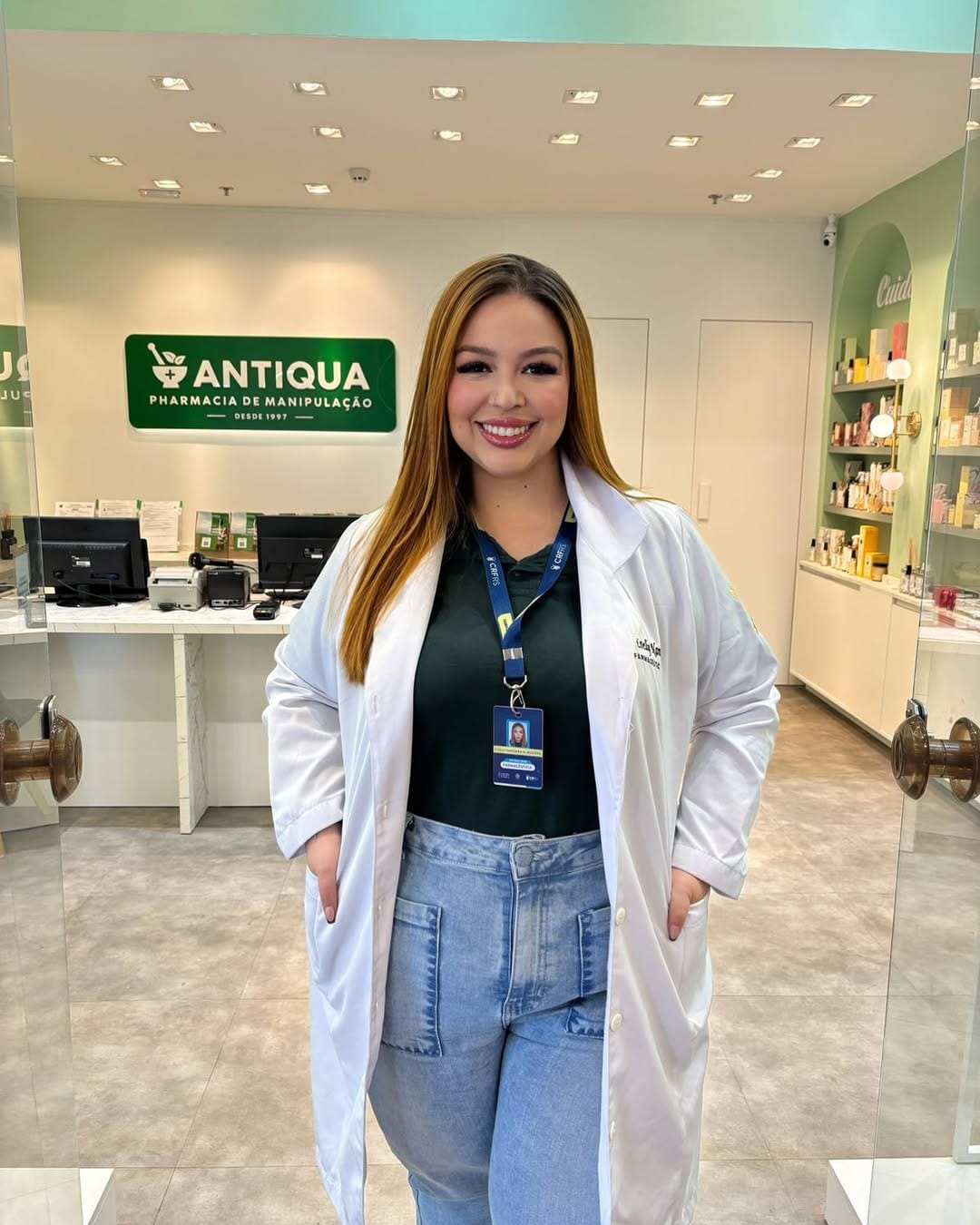 Post 6 by Antiqua Pharmacia on Instagram (image)