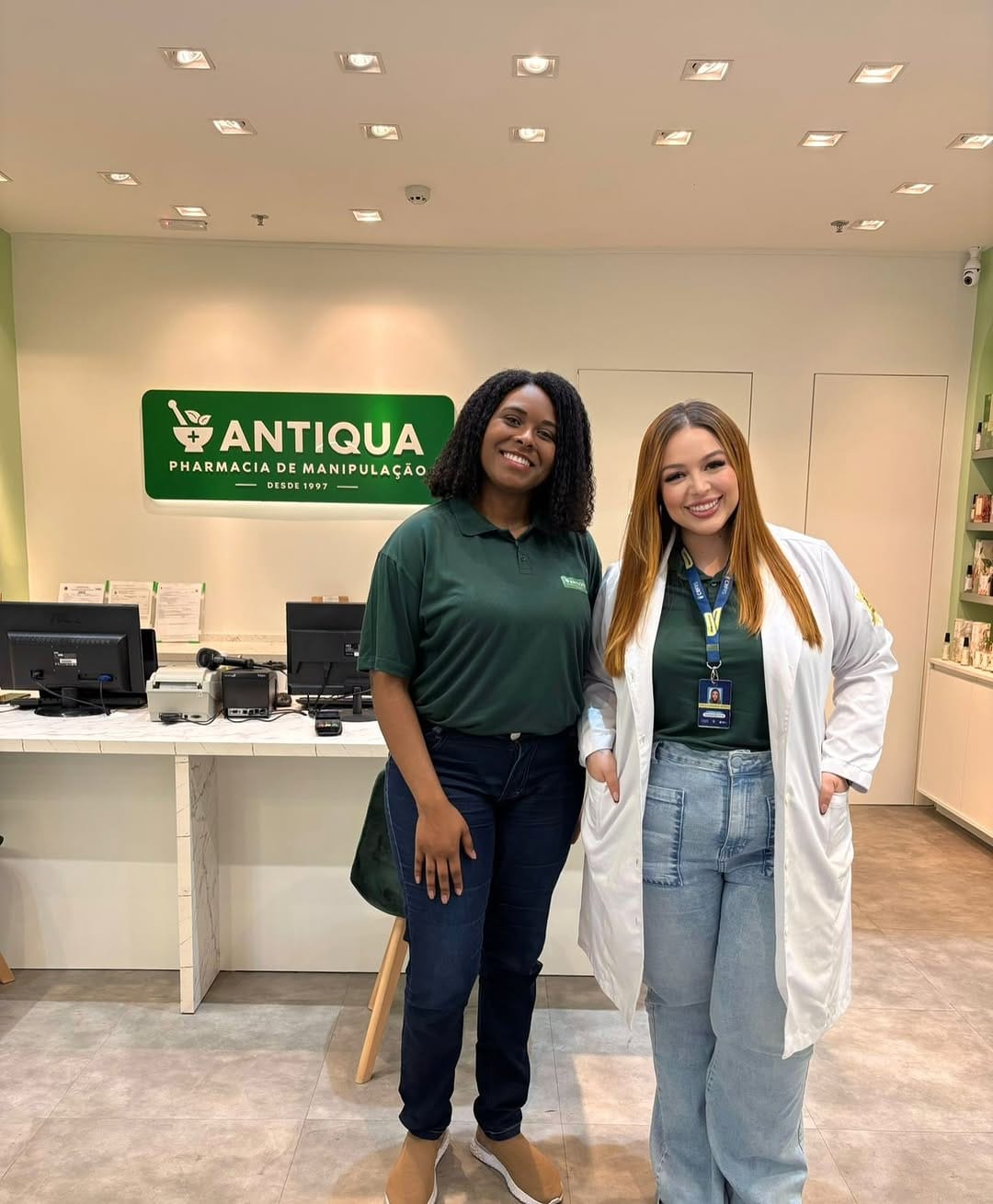Post 3 by Antiqua Pharmacia on Instagram (image)