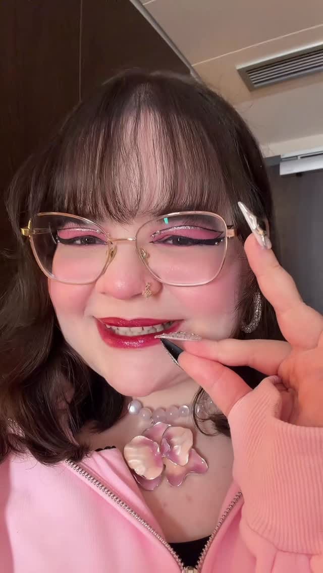 Post 4 by Kristina 🎀 on Instagram (video)