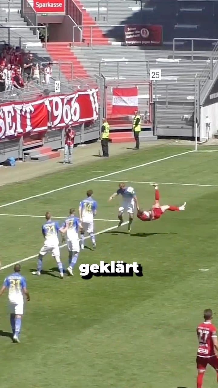 Post 3 by ELBKICK.TV on Instagram (video)