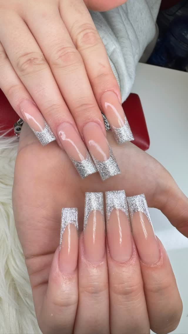 Post 1 by T&N Nagelstudio on Instagram (video)