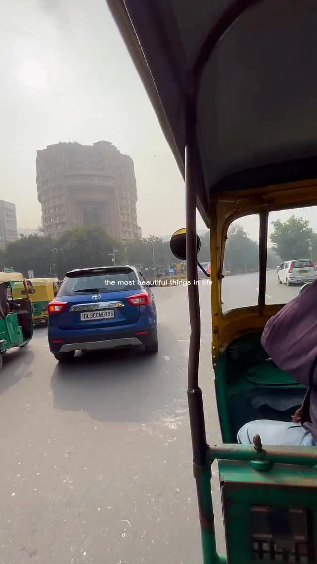 Post 3 by Nikita | Pune Influencer on Instagram (video)