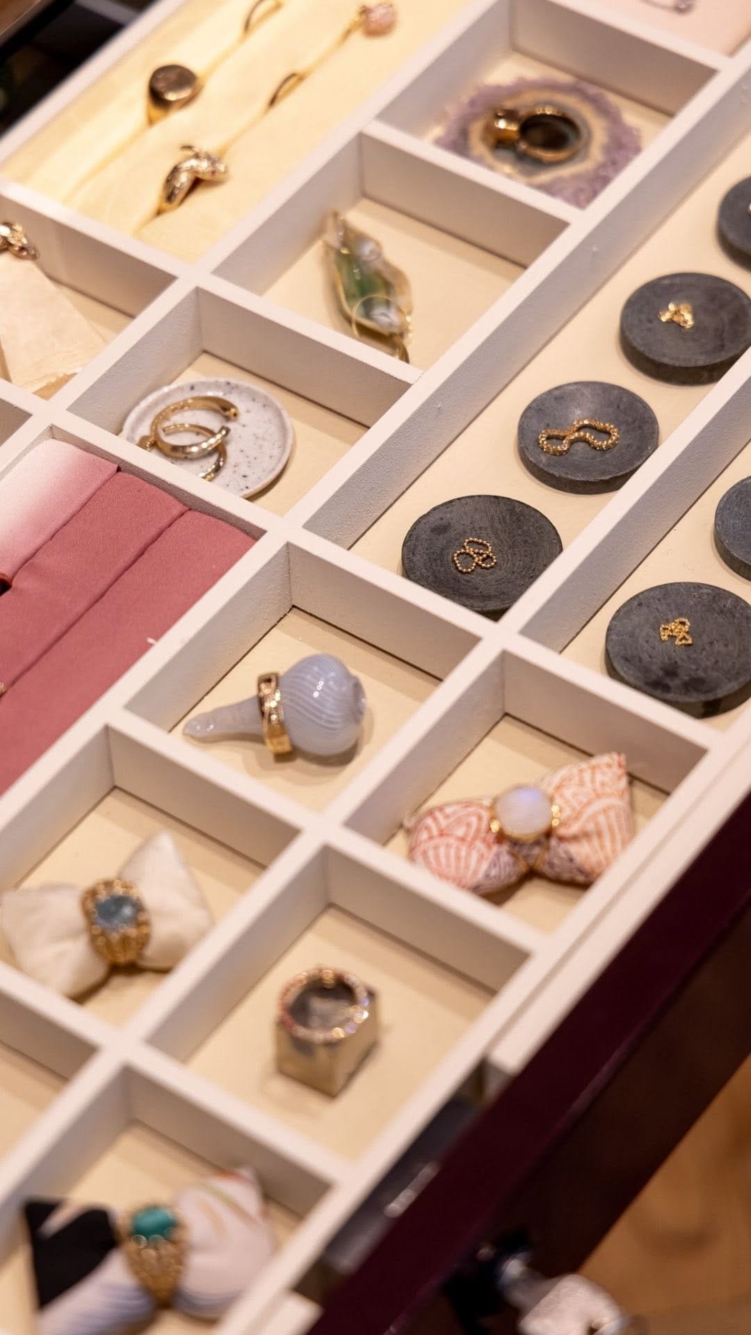 Post 4 by Atelier VM | L'Essenziale on Instagram (video)