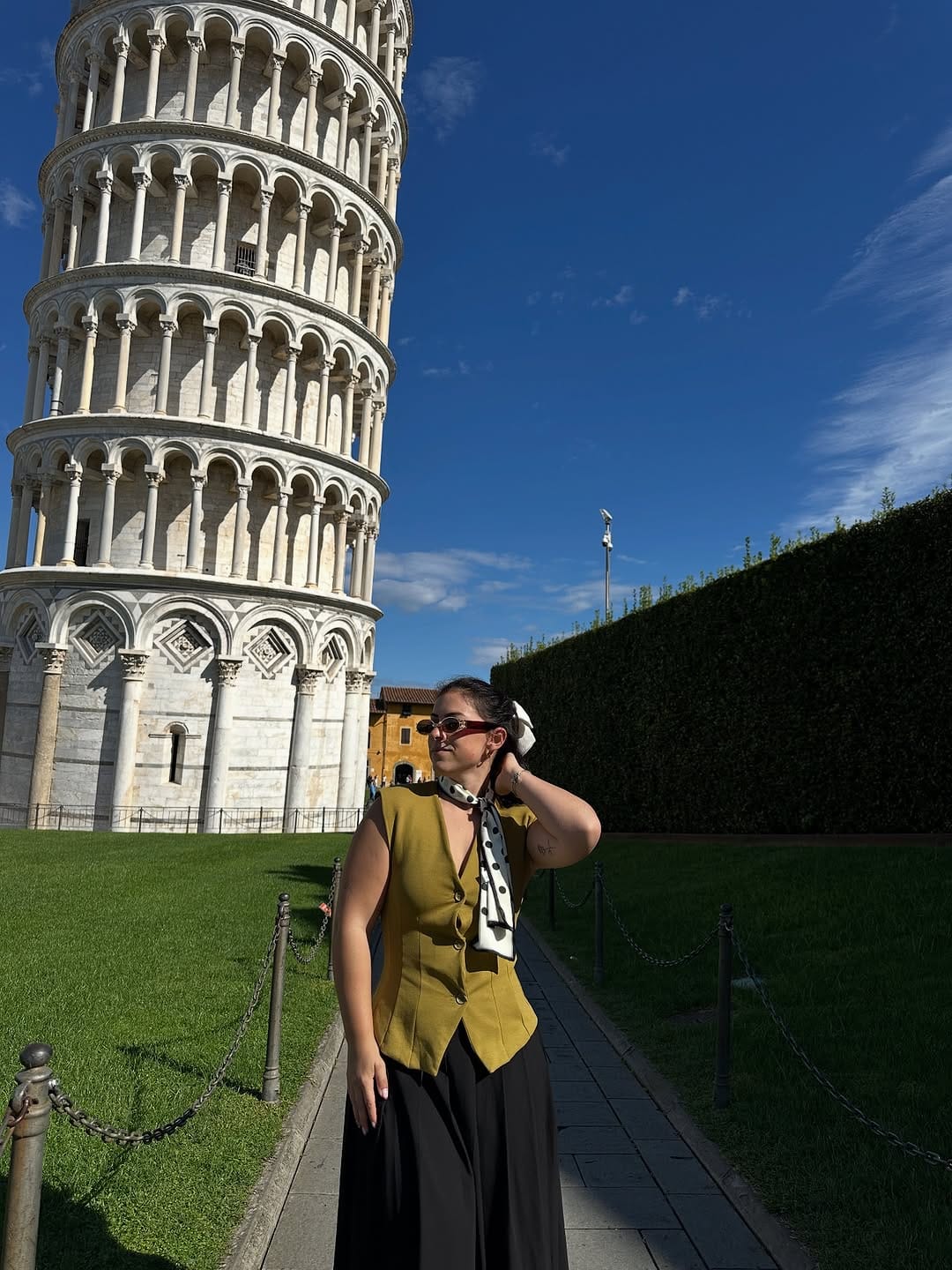 Post 9 by Natt Bello | Content creator UGC on Instagram (carousel)