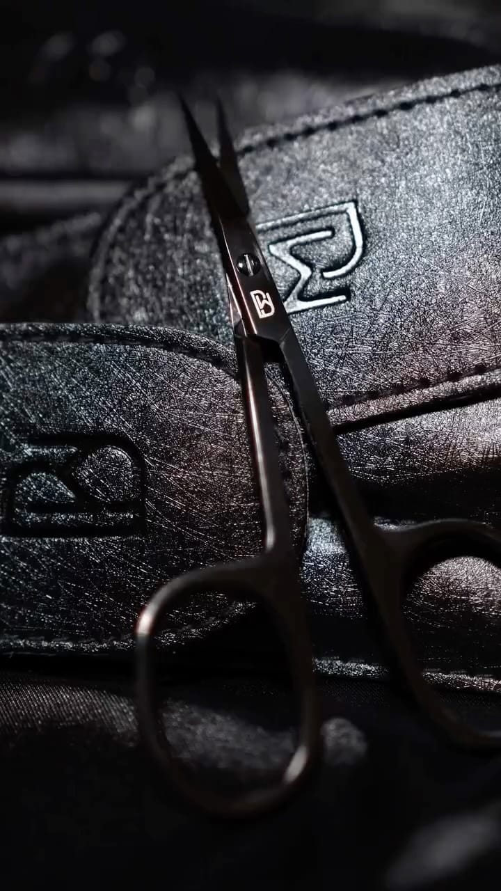 Post 5 by Browaholic Cosmetics | Brow Tools and Makeup on Instagram (video)