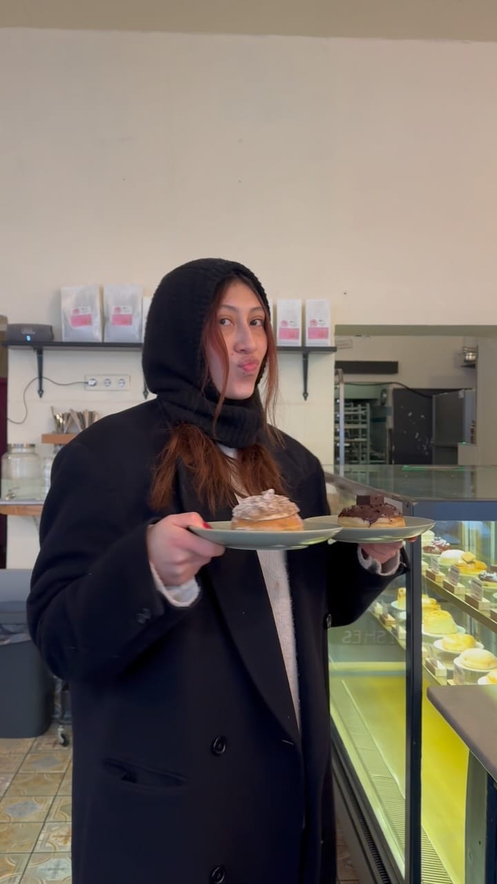 Post 8 by SammyS  Berliner Donuts on Instagram (video)