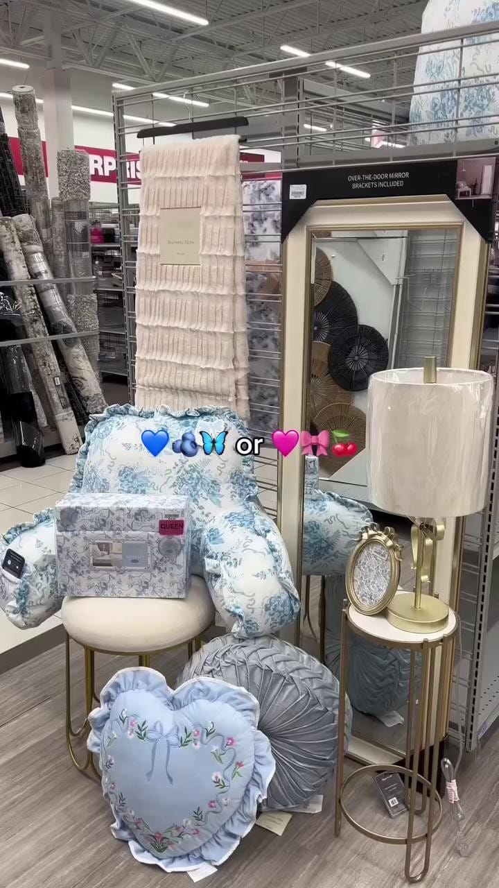 Post 4 by Franklin Mall on Instagram (video)