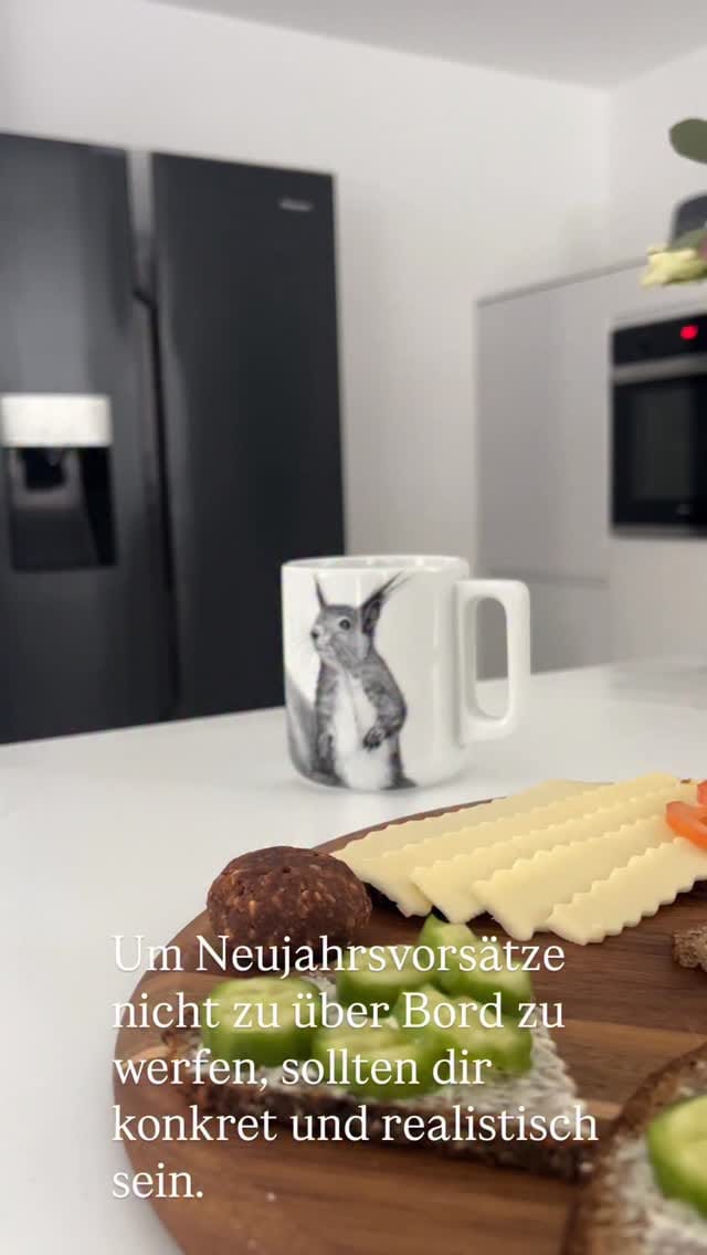Post 6 by Margit Lauter on Instagram (video)