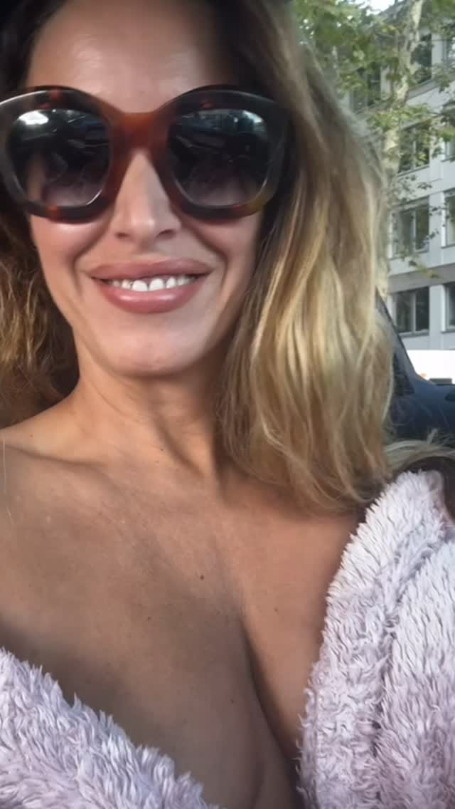 Post 5 by Creative Beauty Company on Instagram (video)