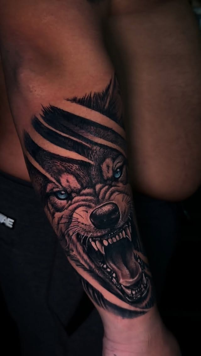 Post 3 by Tattoo Lovers Care on Instagram (video)