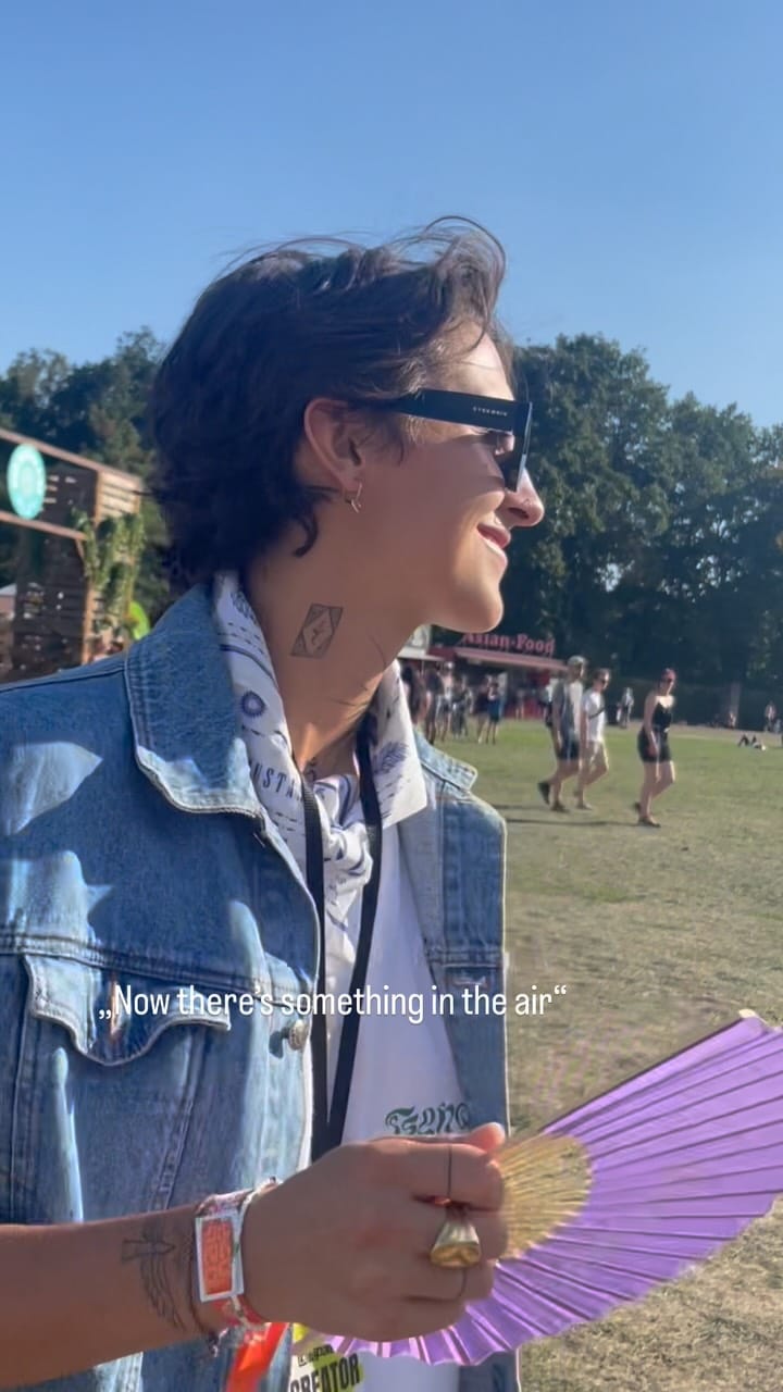 Post 4 by Seleya on Instagram (video)
