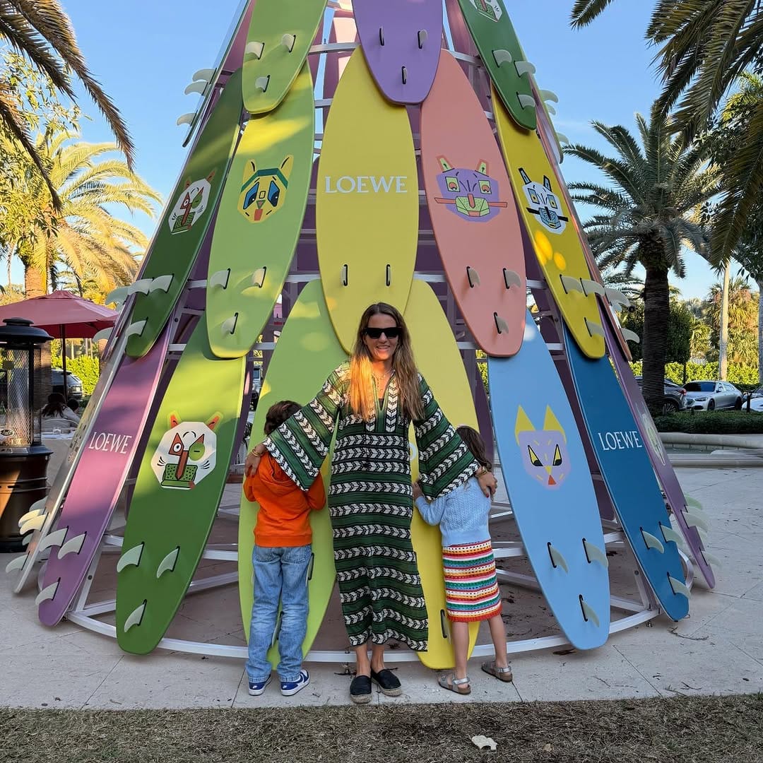 Post 3 by Lili Radu on Instagram (carousel)