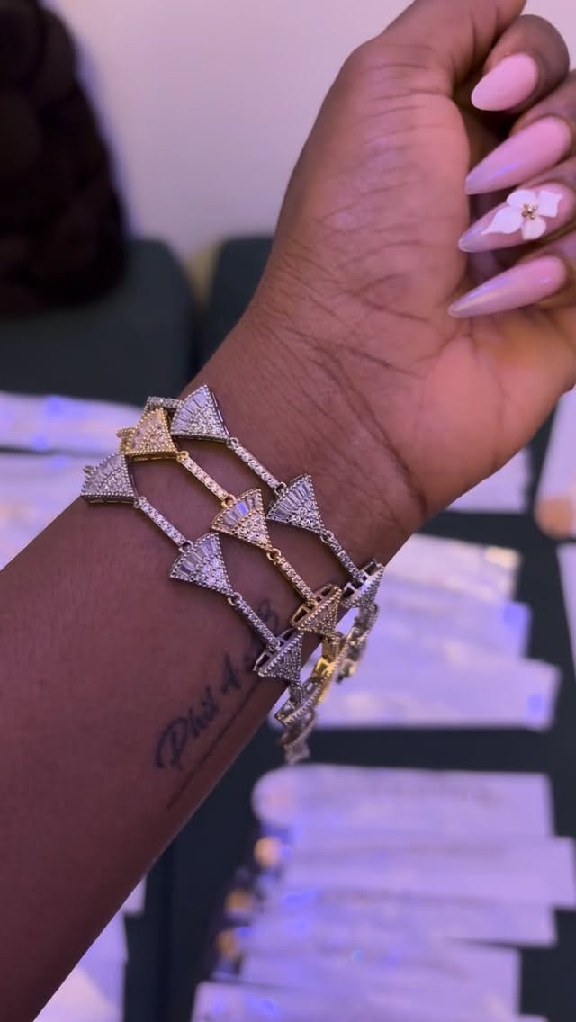 Post 2 by Rees Empire| Jewelry store| Earring| Necklace| Bracelet on Instagram (video)