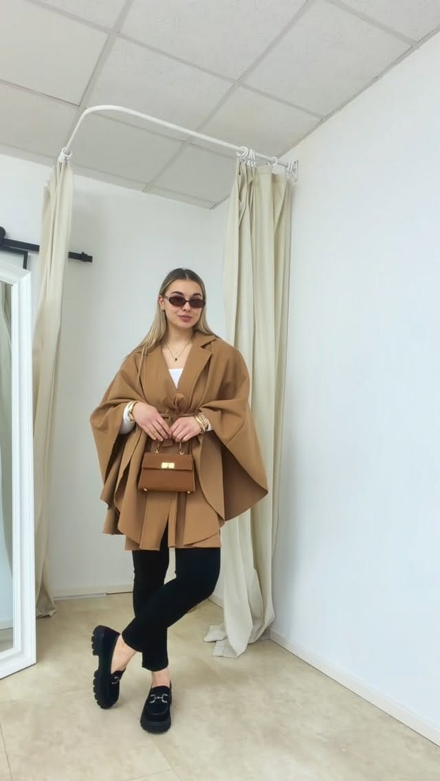 Post 3 by Butik Charlie on Instagram (video)