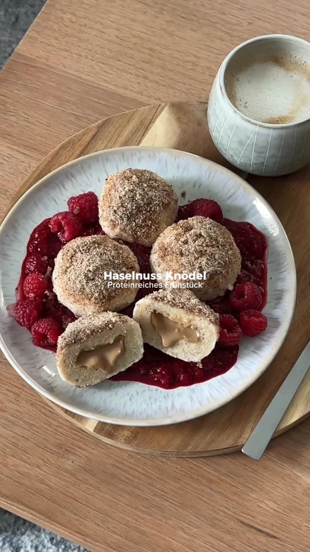 Post 8 by Rebecca 🎀 on Instagram (video)