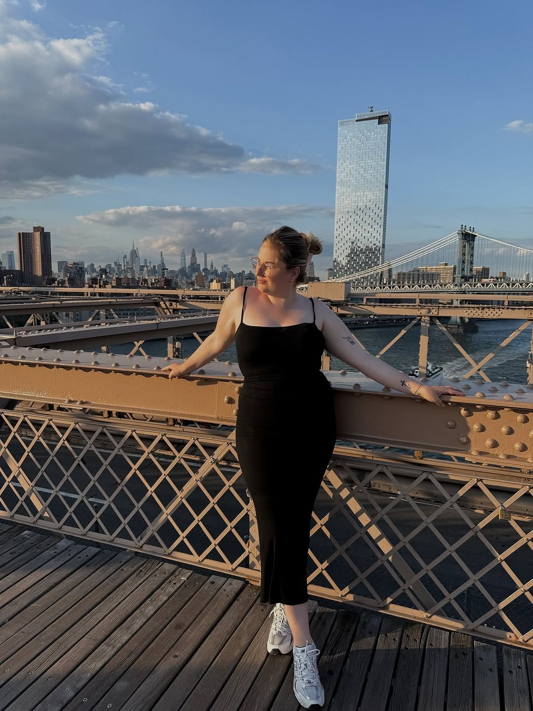 Post 10 by JULIE 🌸 fashion • curvy on Instagram (carousel)