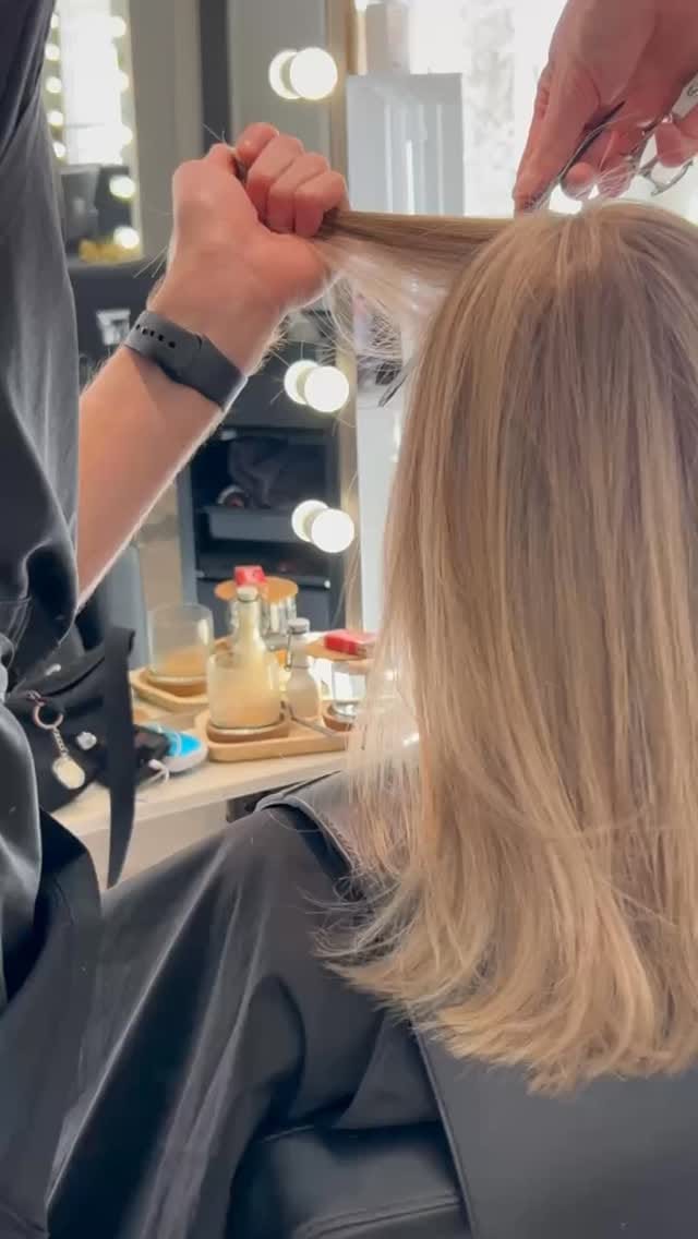 Post 1 by illicit_berlin on Instagram (video)
