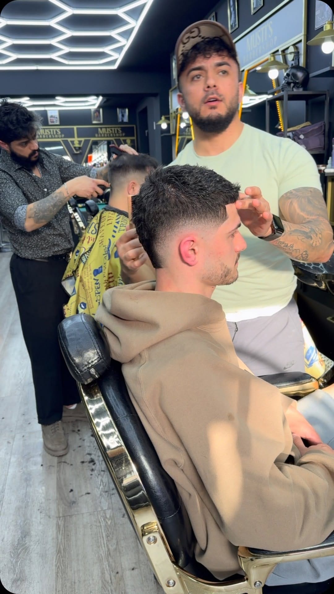 Post 10 by 💈 MUSTI‘S BARBERSHOP 💈 on Instagram (video)