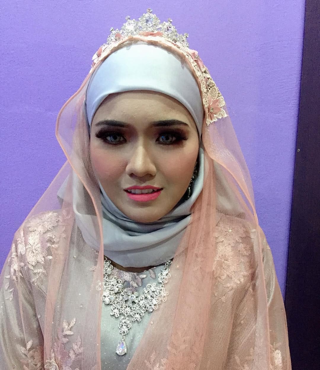 Post 2 by Senses Les Sens Cosmetics on Instagram (carousel)