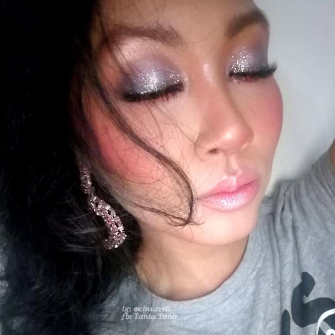 Post 8 by Senses Les Sens Cosmetics on Instagram (carousel)