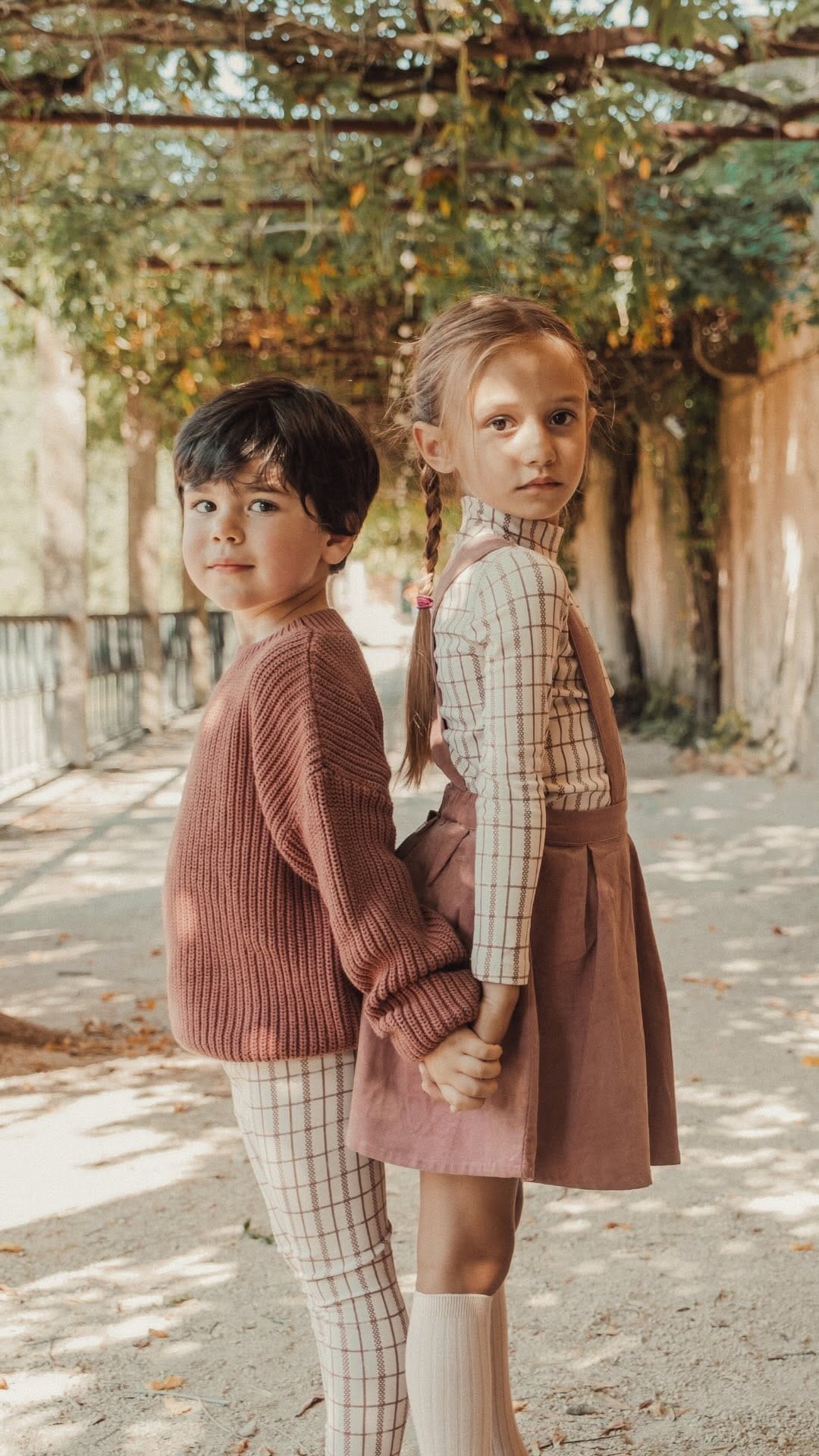 Post 3 by Lovely Littles on Instagram (video)