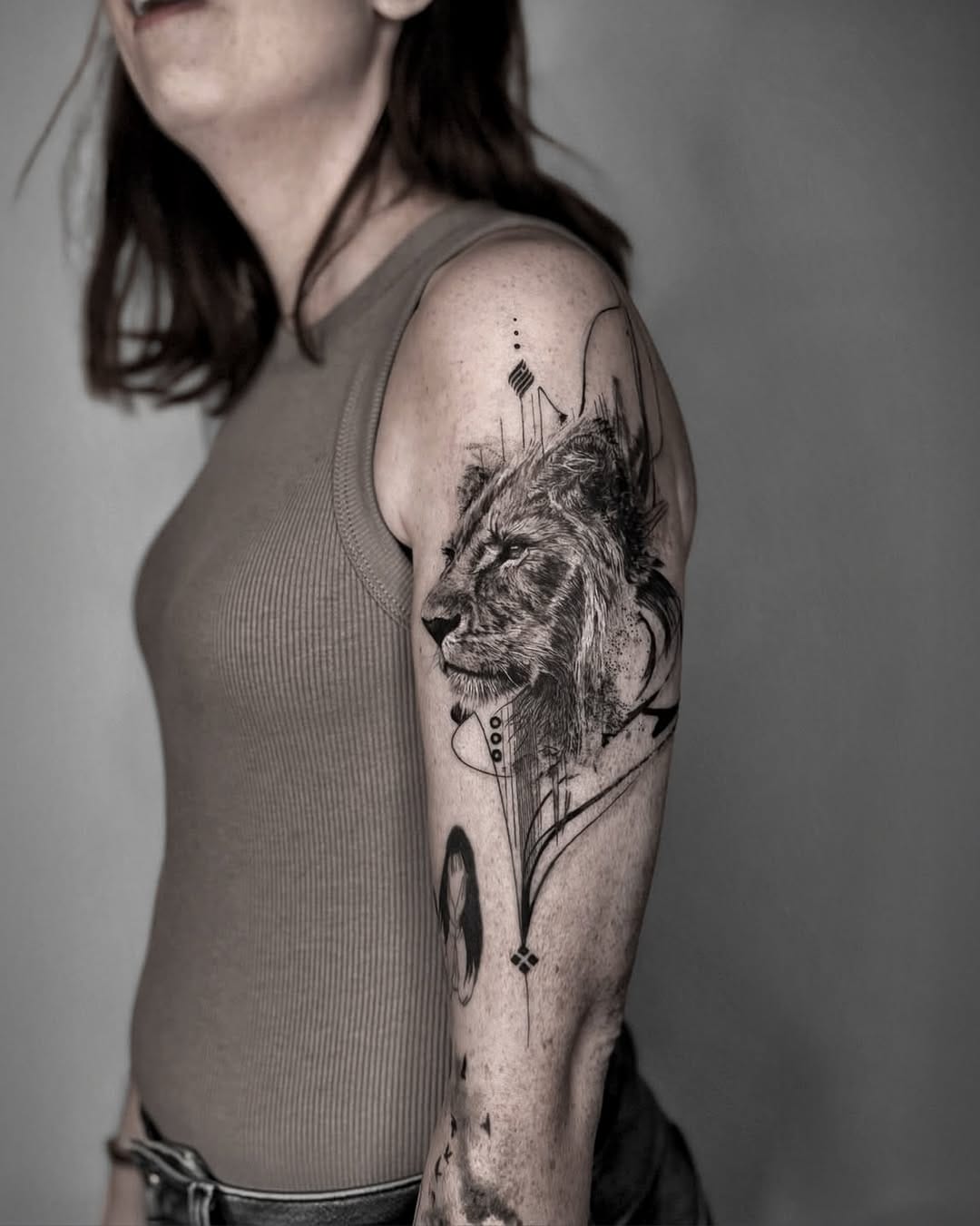 Post 8 by GON TATTOO on Instagram (carousel)