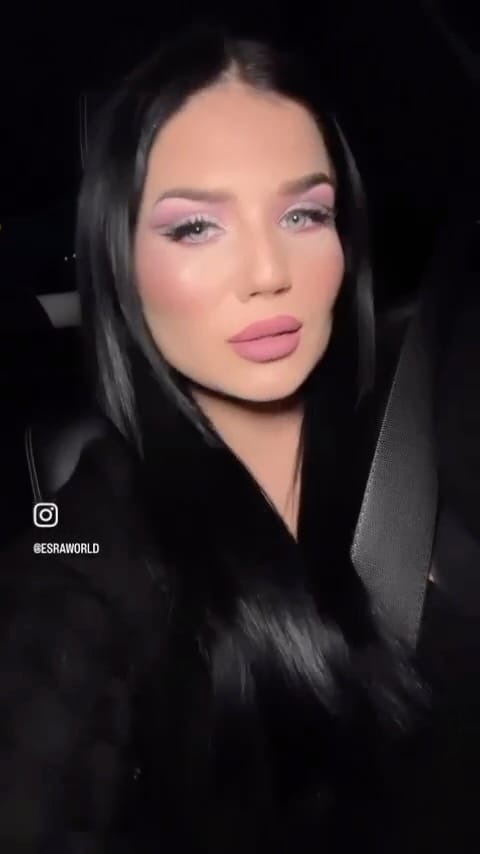 Post 10 by Make up by Samira on Instagram (video)
