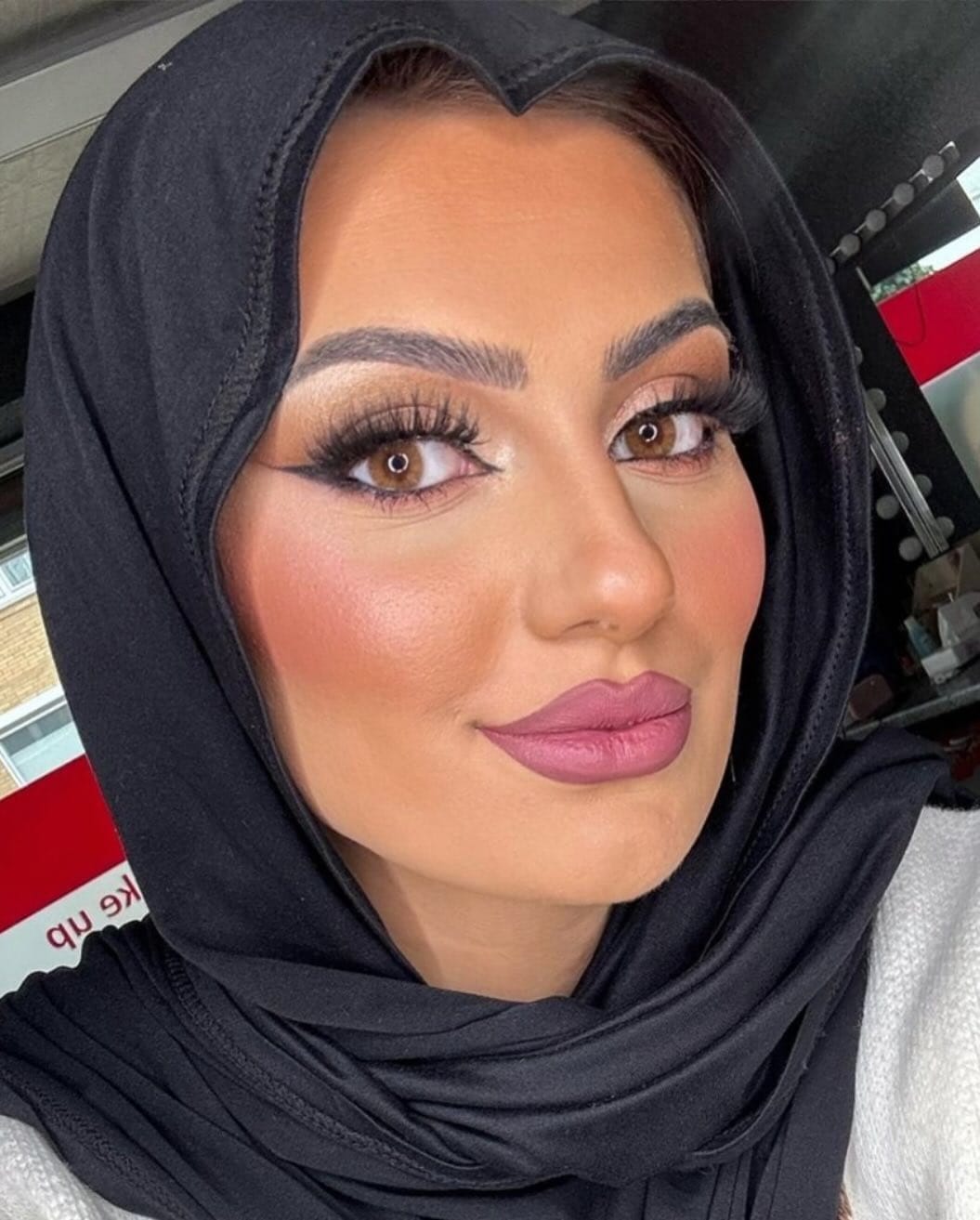 Post 5 by Make up by Samira on Instagram (image)