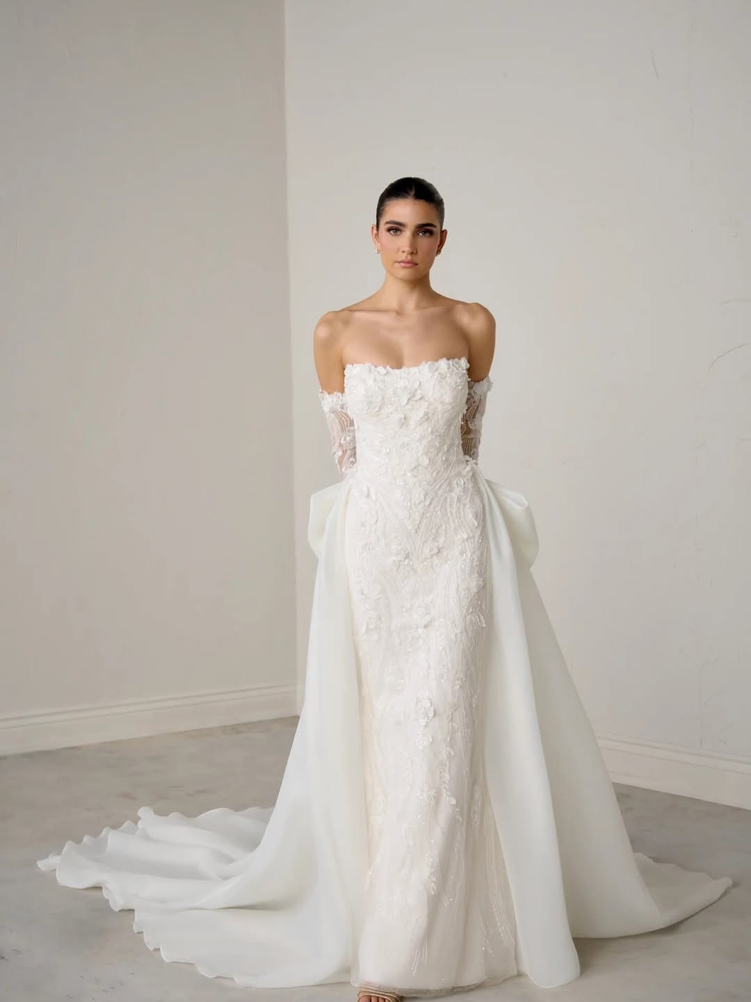 Post 7 by Elaine Ferlita SPOSA Brautmode on Instagram (carousel)