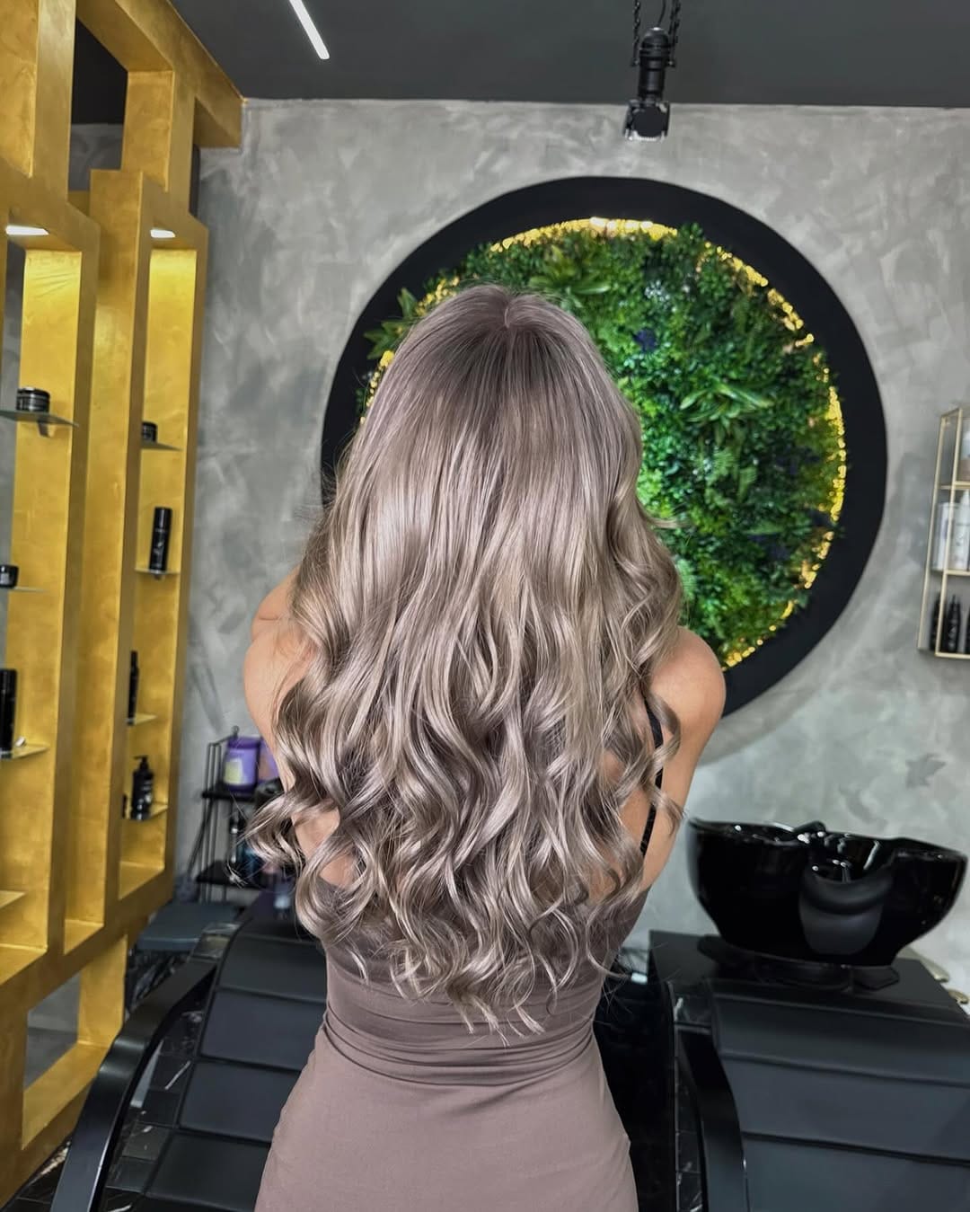 Post 8 by Le Coupé Dortmund on Instagram (carousel)