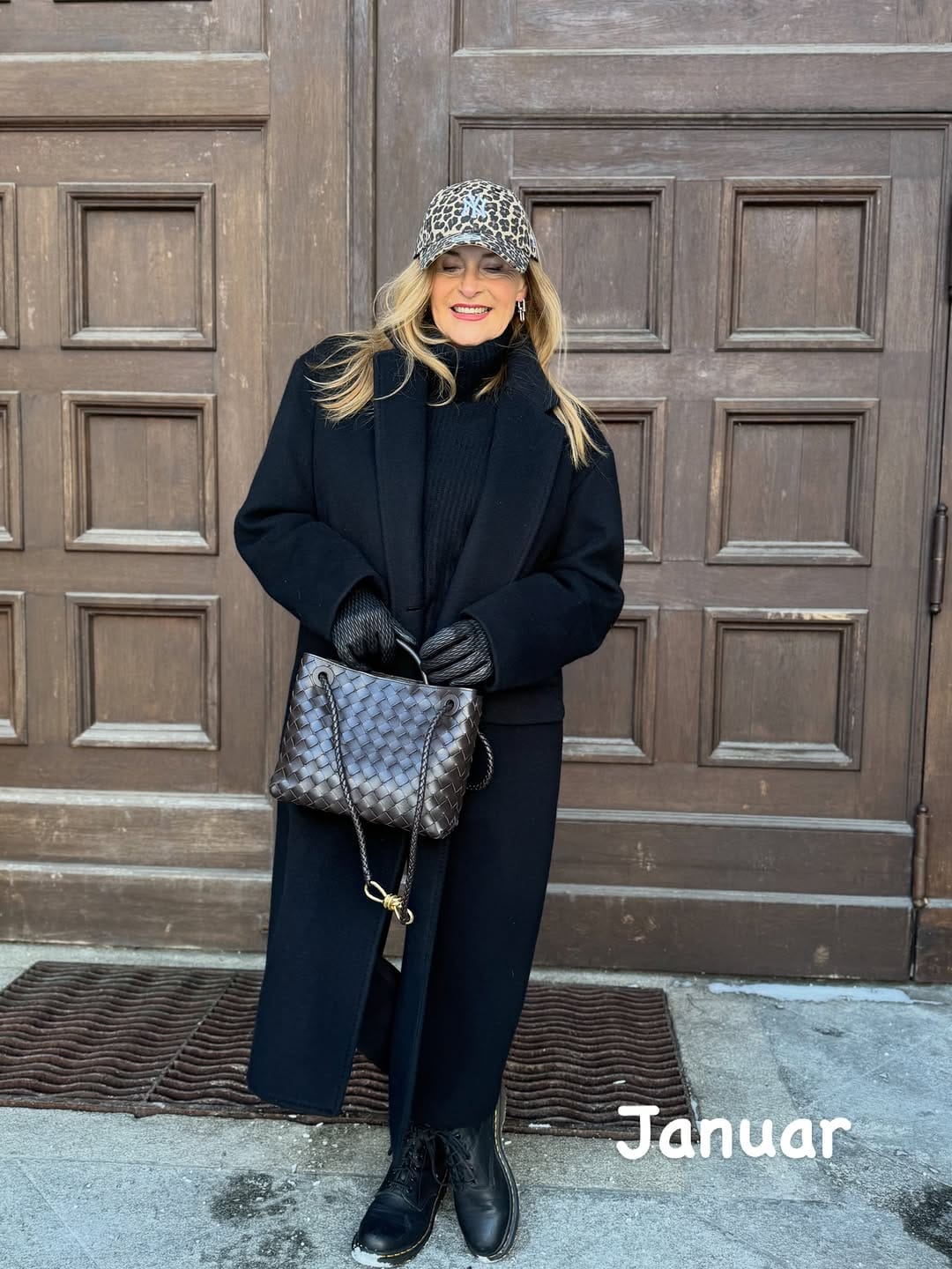 Post 5 by 𝗘𝗗𝗜𝗧𝗛 𝗣𝗢𝗘𝗟𝗧 on Instagram (carousel)