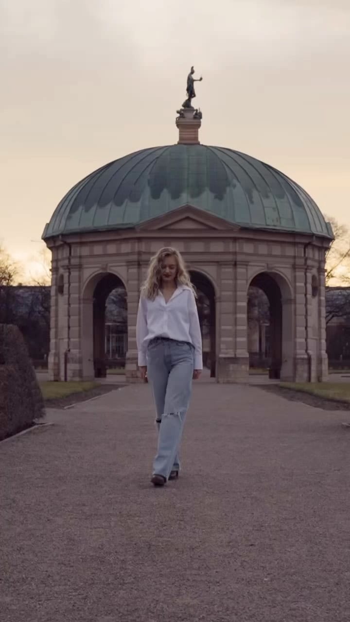 Post 8 by SANJA | Freelancer model | Digital Creator on Instagram (video)