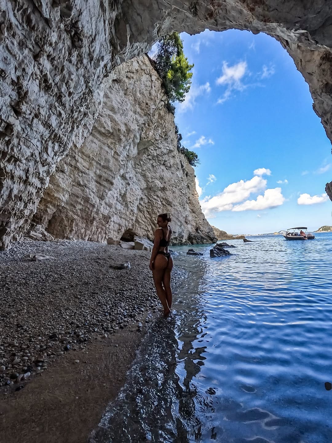 Post 5 by Dana Andrä on Instagram (image)