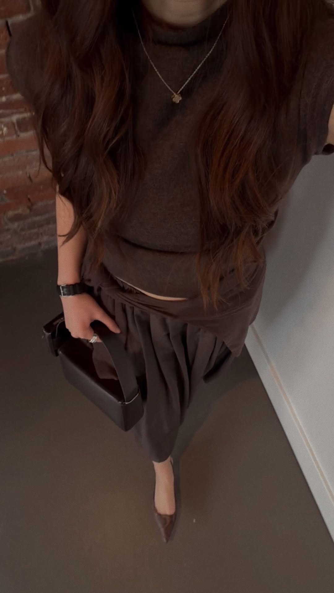Post 9 by alas eius on Instagram (video)