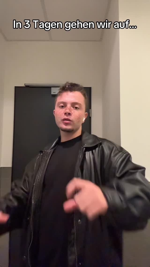 Post 8 by Giuliano | FIRST DATES on Instagram (video)