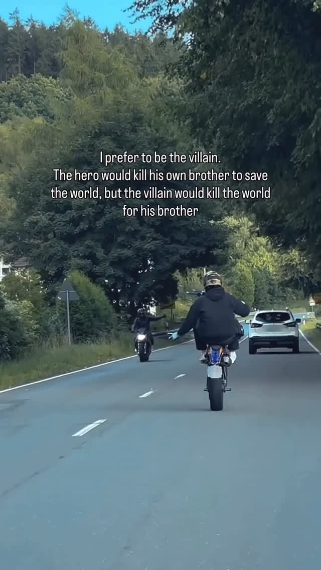 Post 4 by FMX | Bikelife | SUPERMOTO on Instagram (video)