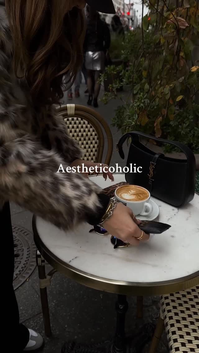 Post 7 by Hanni 🪩🐆🥂 on Instagram (video)