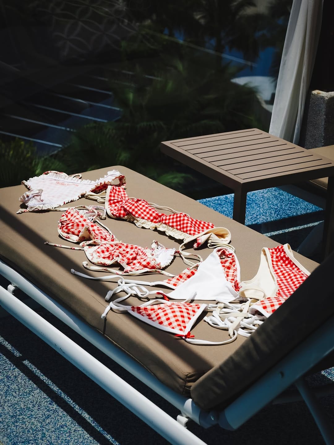 Post 8 by Fullända Swimwear on Instagram (image)