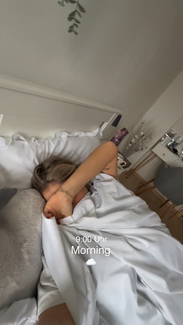 Post 3 by M I C H E L L E 🤍 - Model & Content Creatorin on Instagram (video)