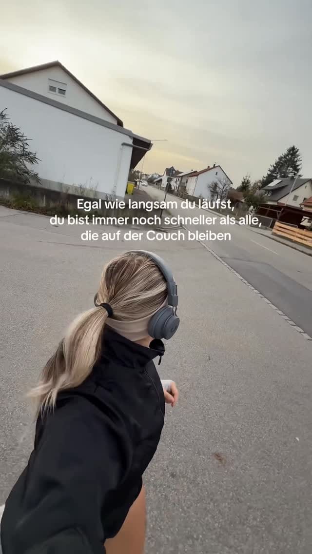 Post 10 by M I C H E L L E 🤍 - Model & Content Creatorin on Instagram (video)