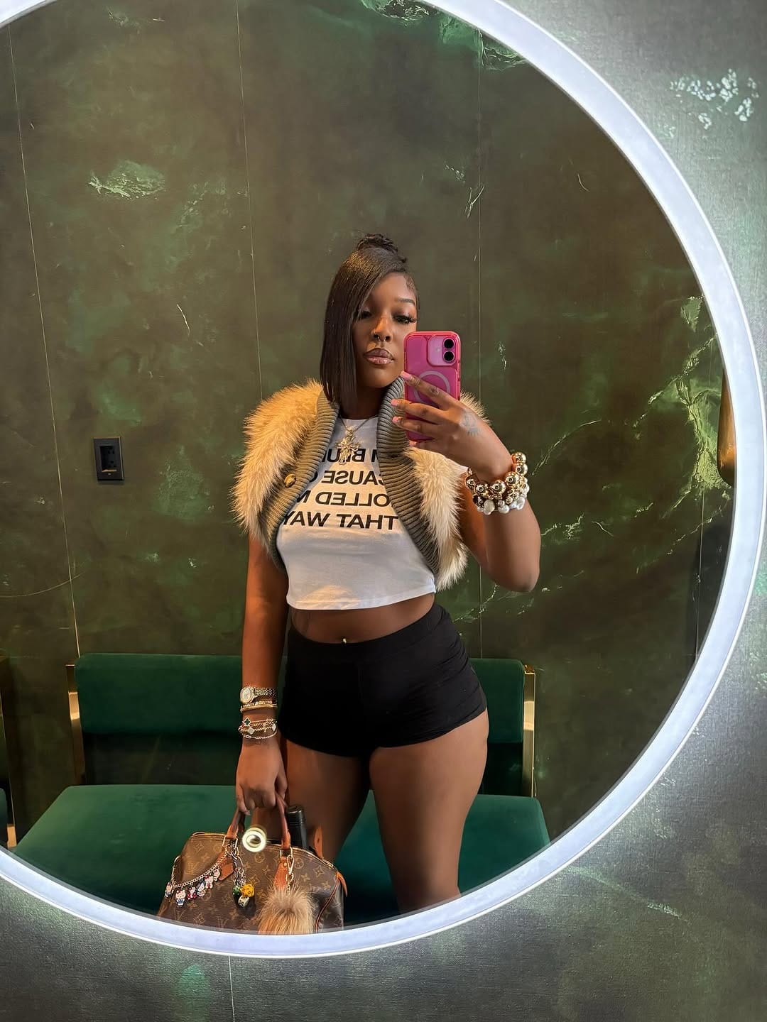 Post 9 by Ms. THAT GIRL💋 on Instagram (carousel)