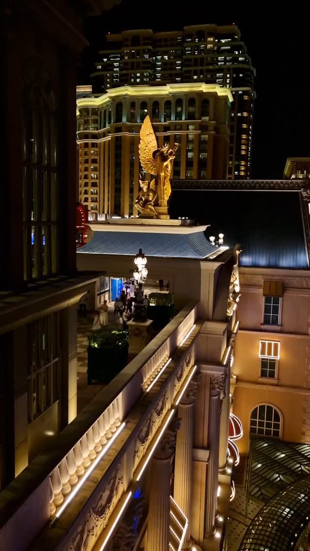 Post 7 by Ana-Ruxandra Meres on Instagram (video)