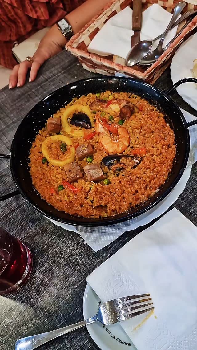 Post 9 by Ana-Ruxandra Meres on Instagram (video)