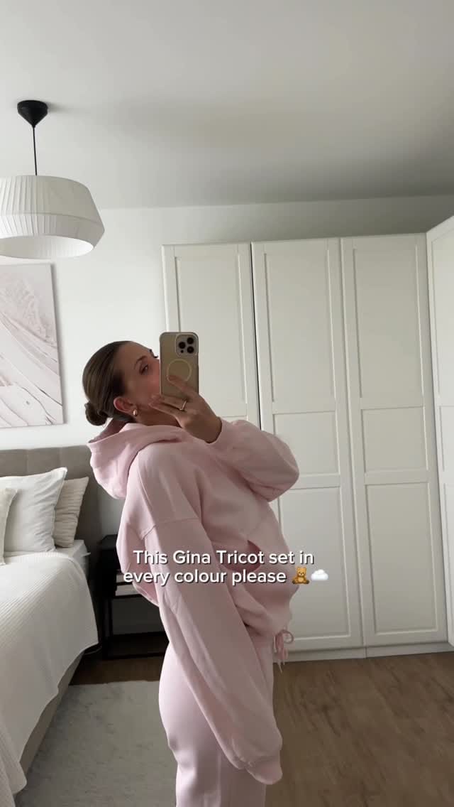 Post 2 by zaraamaria on Instagram (video)