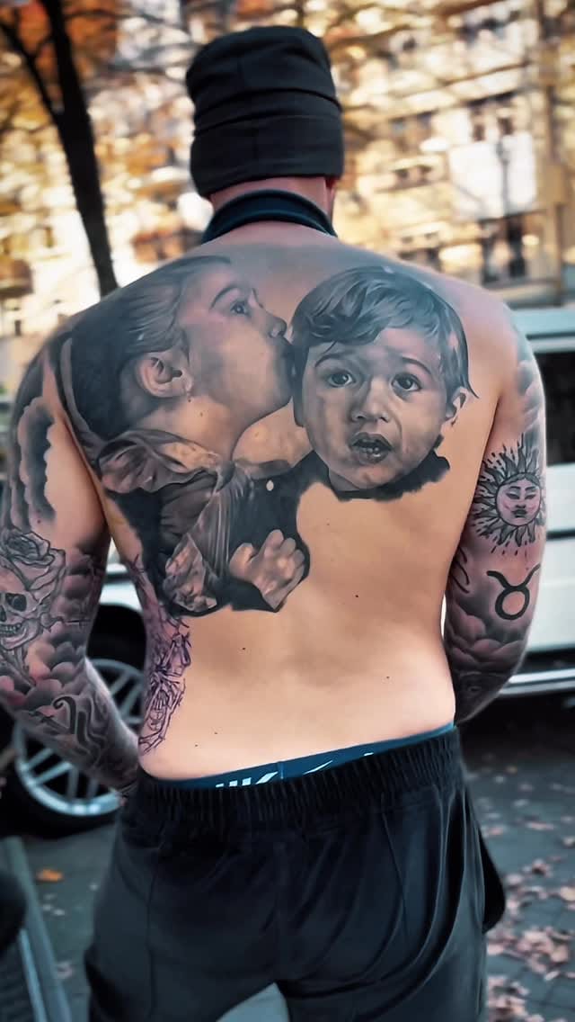 Post 8 by TATTOO HAMBURG  & LÜBECK FINELINE | ELEA® on Instagram (video)